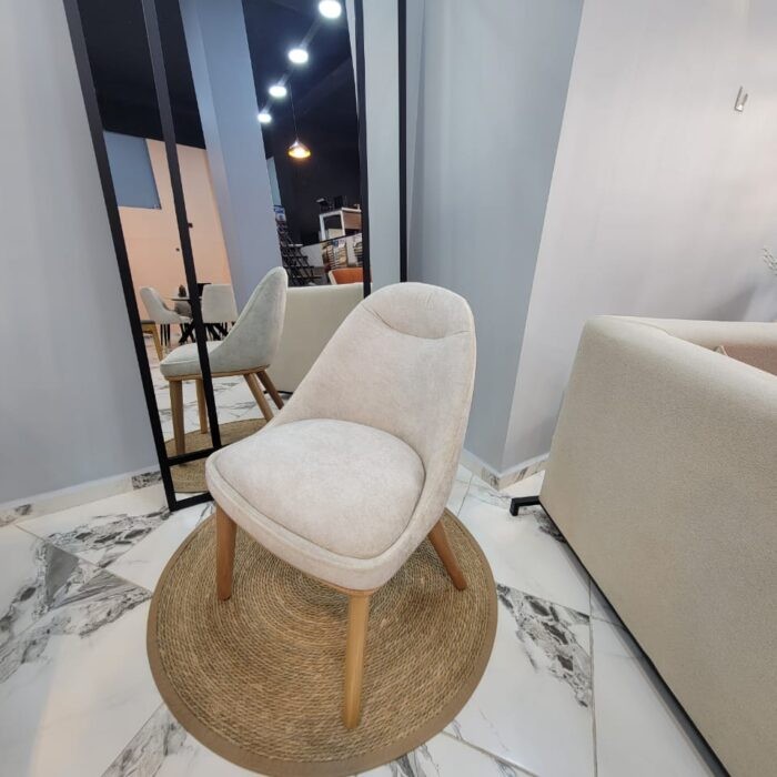 CHAISE ASTA